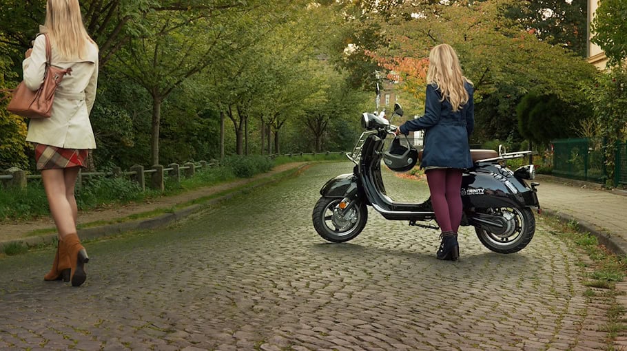 Alkoholisierter E-Scooter-Fahrer erleidet schwere Verletzungen