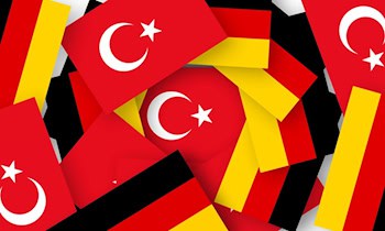 Körperliche Auseinandersetzung in Freiluftlokalität