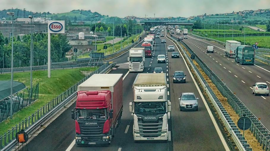 Tempokontrolle auf der Autobahn 4 in Richtung Dresden