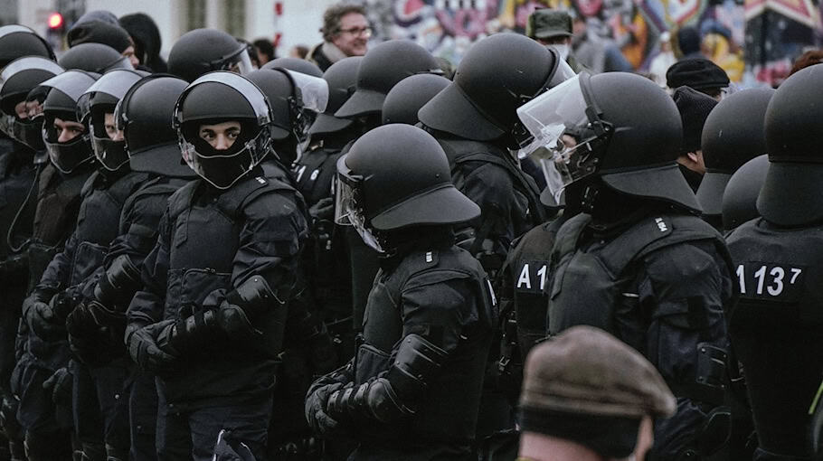 Tatverdächtiger nach Sachbeschädigung durch Polizei gestellt