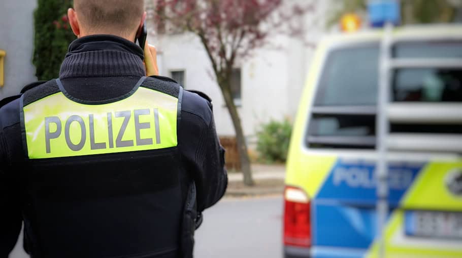 Ermittlungen der Polizei in Dresden wegen verfassungswidriger Zeichen