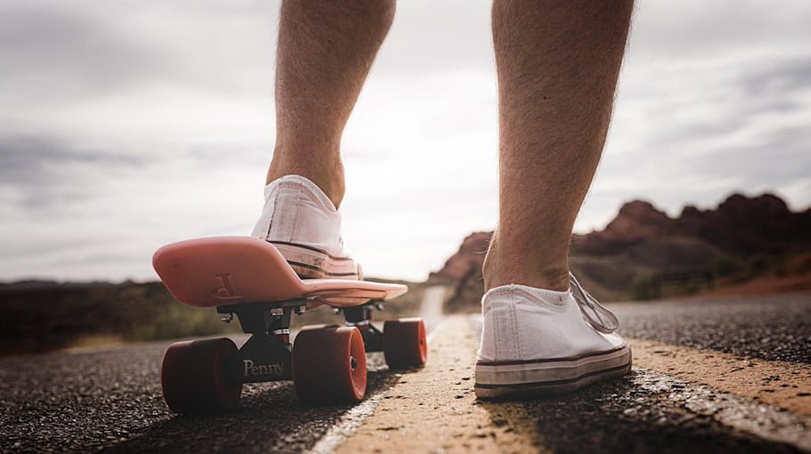 Polizei stoppt Jugendlichen auf Elektro-Skateboard