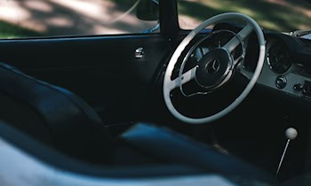 Vandalismus an Mercedes EQA auf Alleestraße