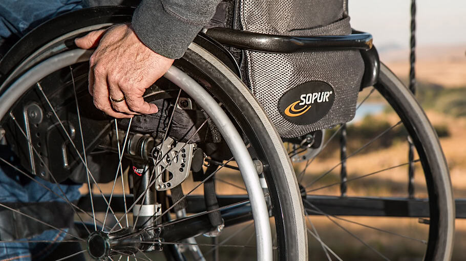 Schwerer Unfall eines 86-jährigen Fahrradfahrers in Chemnitz