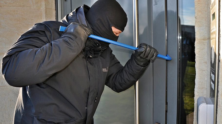 Diebstahl im Imbisswagen an der Leipziger Straße