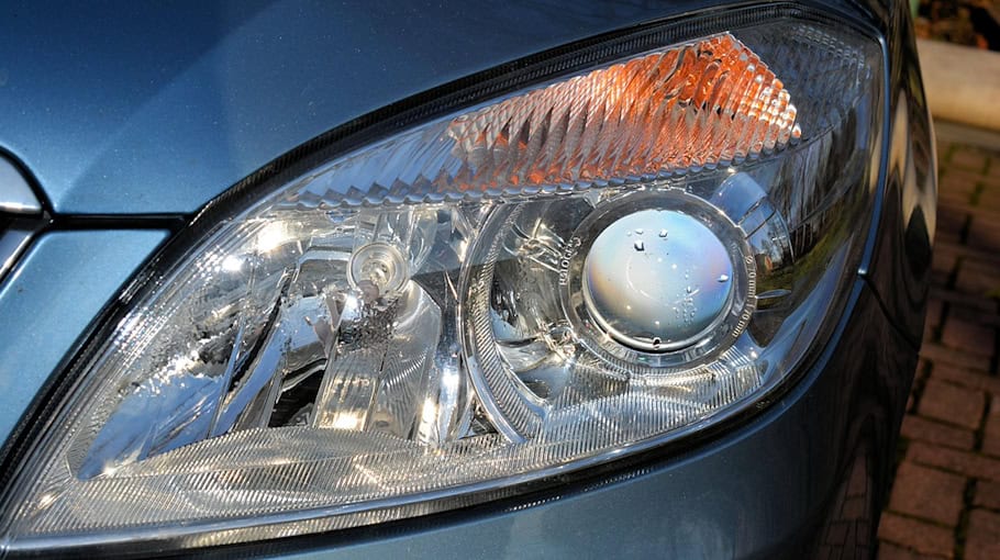 Unfall zwischen Skoda und E-Roller in Mittelsachsen