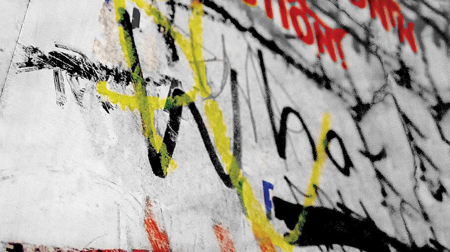 Vandalen entwenden Werbeschild in Haselbachtal