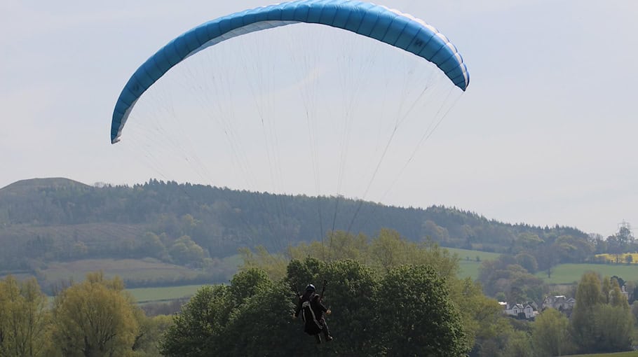 Segelflugzeug verunglückt bei Landung in Hoyerswerda