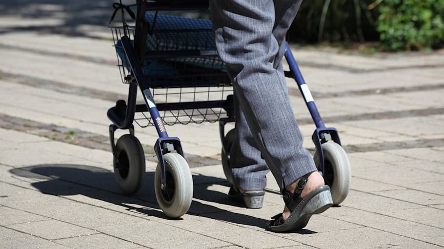 Diebstahl eines Rollators aus Mehrfamilienhaus