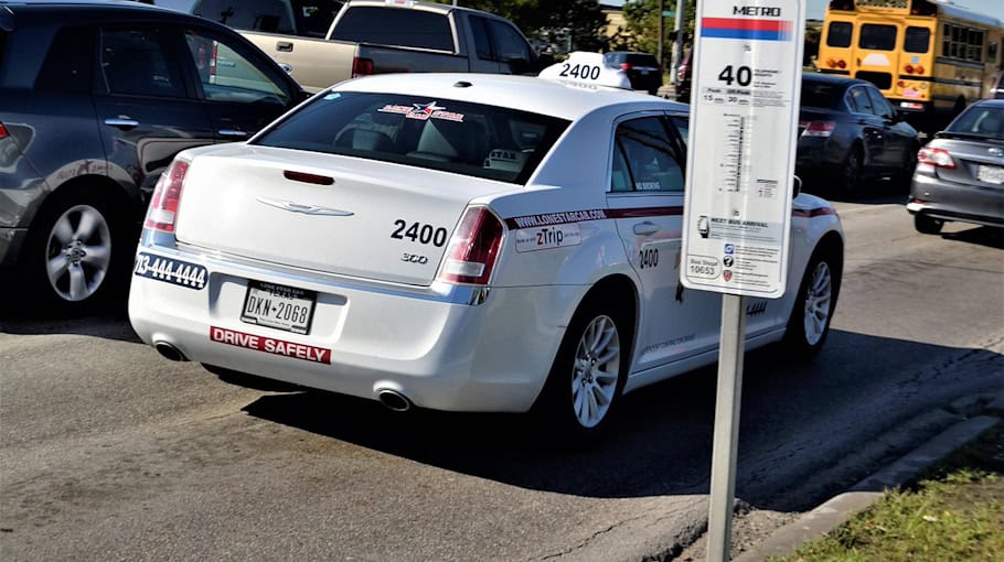 Taxi-Betrug am Bahnhof Glauchau mit 100-Euro-Schein