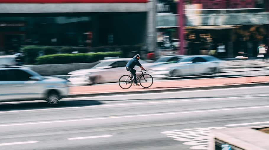 Radfahrer verunglückt auf der Kirnitzschtalstraße