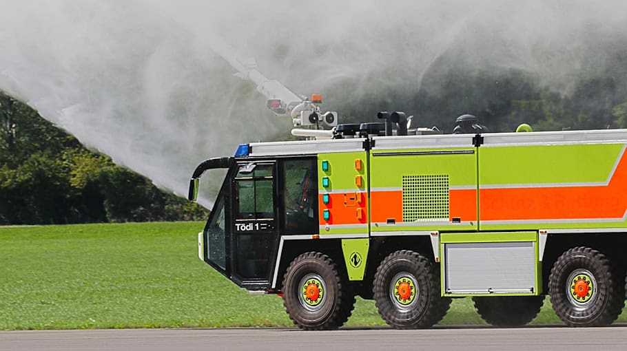 Brand einer Papierpresse am Markt auf der Dresdner Straße