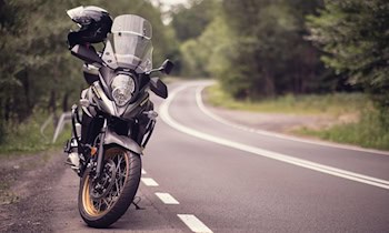 Diebstahl eines Honda-Motorrads in Chemnitz