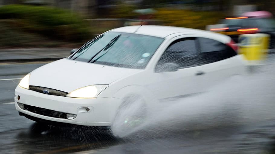 Aquaplaning-Unfall auf der A72 bei Weischlitz