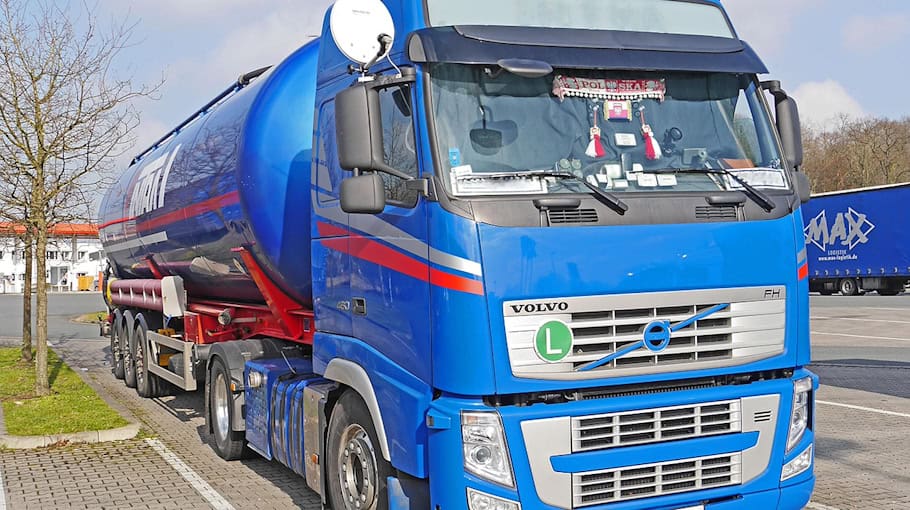Festnahme nach überbreitem Schwerlasttransport in Dresden-Übigau