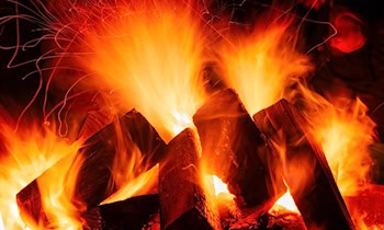 Großbrand im Wohn- und Einkaufszentrum in Rauschwalde