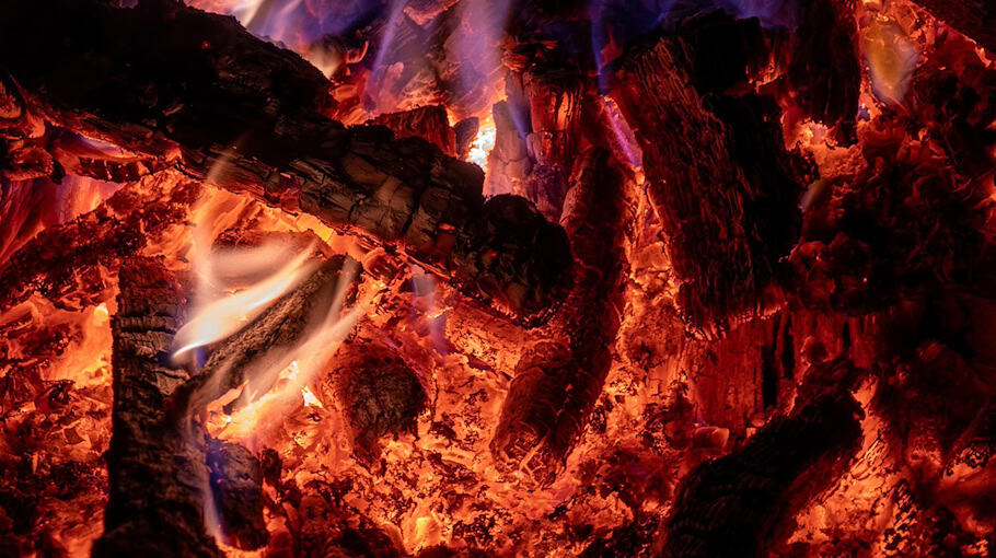 Feuer in ehemaligem Eisenwerk in Zwickau-Pölbitz