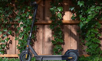 Zwei E-Scooter-Unfälle in Dresden: Fahrer verletzt