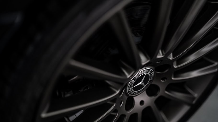 Vandalismus an Mercedes in Görlitz: Lack mit Chemikalie beschädigt