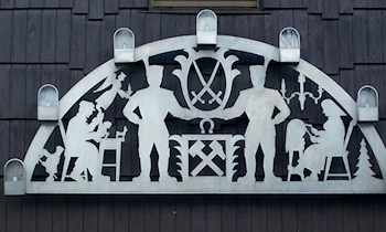 Schwibbögen aus Dachkammer in Hilbersdorf gestohlen