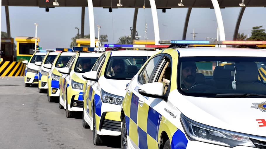 Ohne Fahrerlaubnis und Pflichtversicherung gestoppt