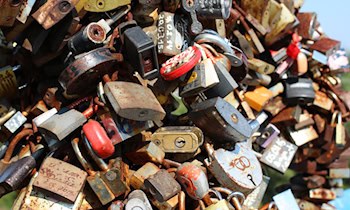 Mehrere Fahrzeuge in Görlitz zerkratzt