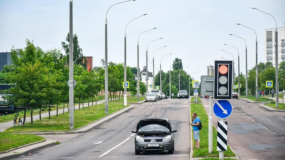 Ampel beschädigt und Stecker gestohlen in Kreischa