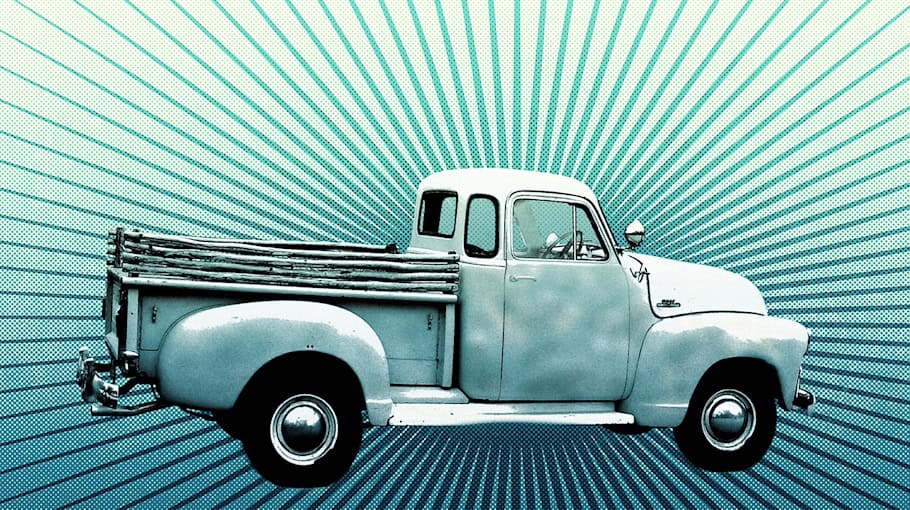 Transporter brennt in Dresden-Cotta nach Diebstahl