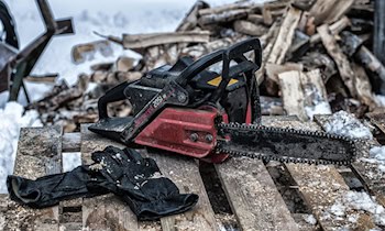 Kettensäge aus Firmenhalle in Niesky gestohlen