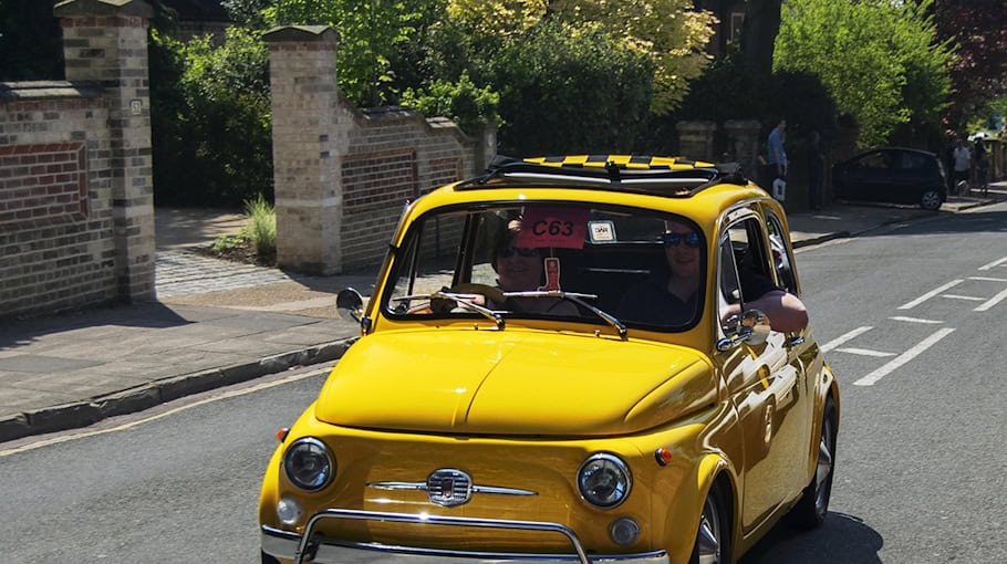 Weißer Fiat 500 in Frankenberg gestohlen