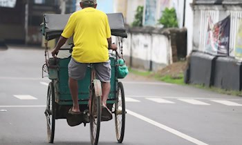 Betrunkener Fahrradfahrer stürzt in Hoyerswerda
