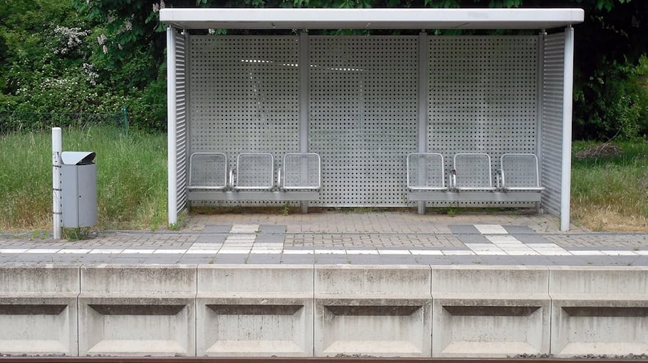 Auseinandersetzung an Haltestelle in Dresden-Seevorstadt