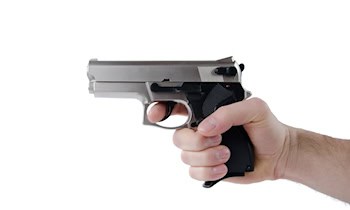 Maskierter Räuber überfällt Discounter in Plagwitz