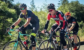 Radfahrer in Eichigt bei Überholmanöver gestreift