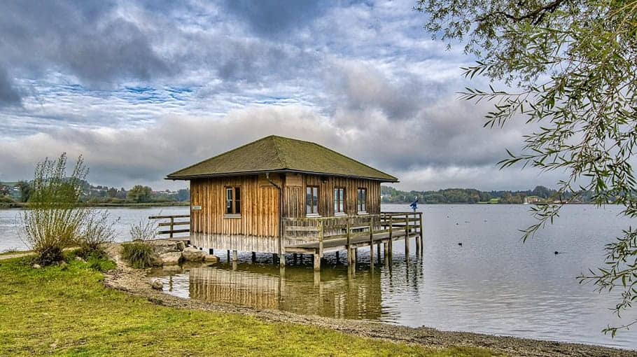Schutzhütte bei Grünhainichen abgebrannt