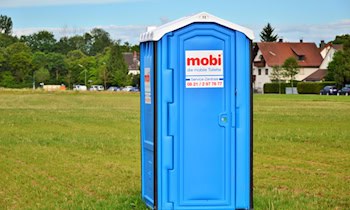 Toilettenhäuschen in Bischofswerda angezündet