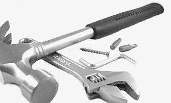 Werkzeug und Baugeräte aus Baucontainer in Crimmitschau gestohlen