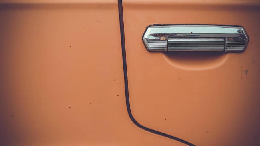 Vandalismus an Lada in Saarstraße