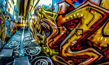 Graffiti an Mehrfamilienhaus in Dresden-Südvorstadt