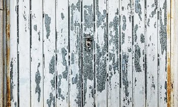 Einbruch in zwei Garagen in Plauen