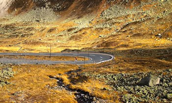 Sattelzug verliert Doppelräder auf A4 bei Borna-Heinersdorf