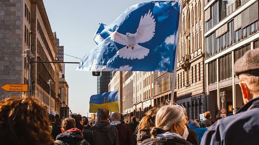 Versammlung und Aufzug in Leipzig wegen Syrien