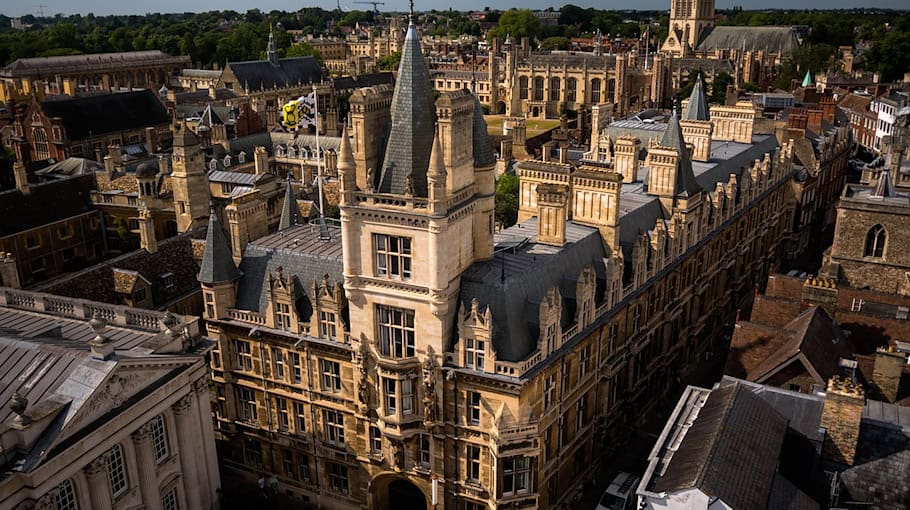 Unbekannte Substanz in Schule in Chemnitz-Altendorf