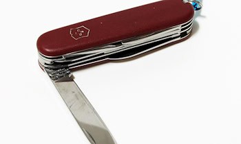 Raub auf Spielplatz in Freital-Deuben