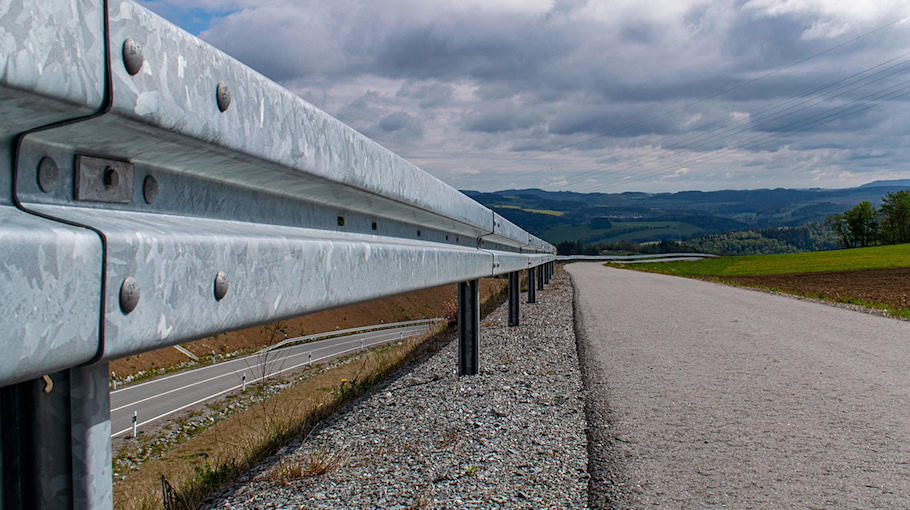 Schwerer Unfall auf A72 bei Treuen