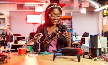 Fahndung stoppt Transit mit 9.000 Euro Elektronik