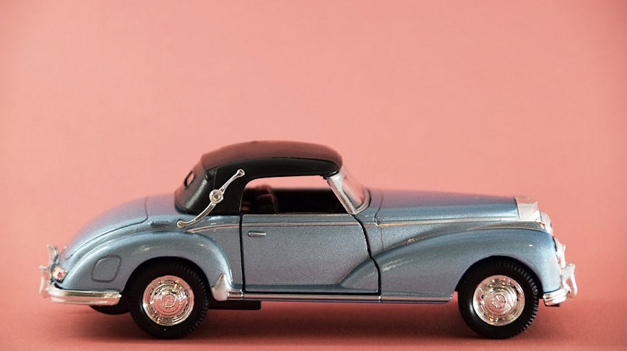 Autotür geöffnet verursacht Unfall in Rodewisch