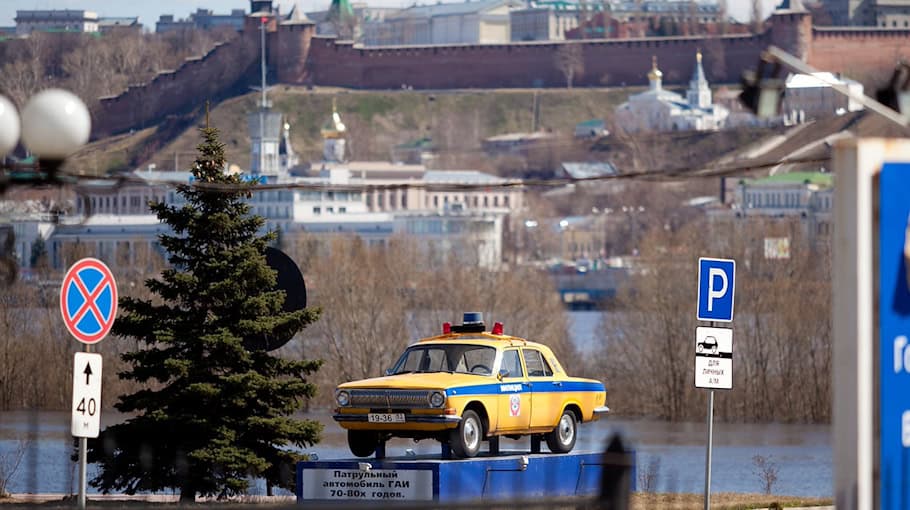 Sachbeschädigung an Streifenwagen in Ebersbach