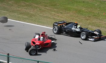 Unfall mit zwei Pkw in Oberlichtenau