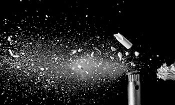 Kollision zwischen Opel und Motorroller auf Straße der Nationen